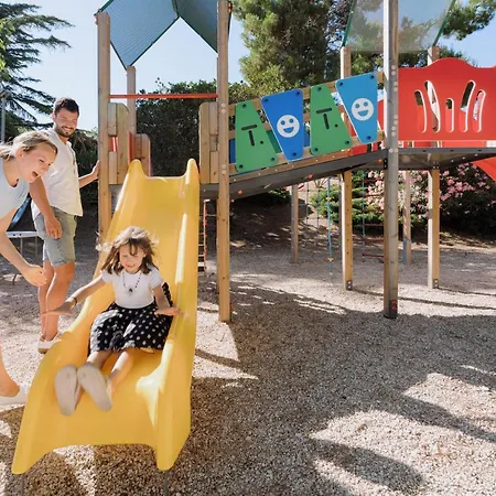 Villetta Trilocale Con Piscina E Spiaggia Incluse Taunus Vacanze Cod 454